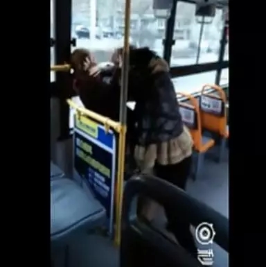 ��ɽ�������ϵ�����Ů����˭�Ľڲ���һ�أ�