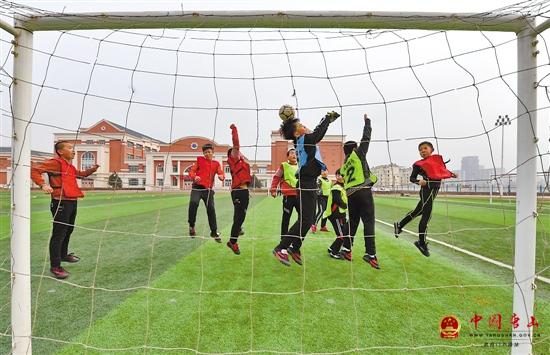 ��ɽ�й��Ҽ�������ɫѧУ107��