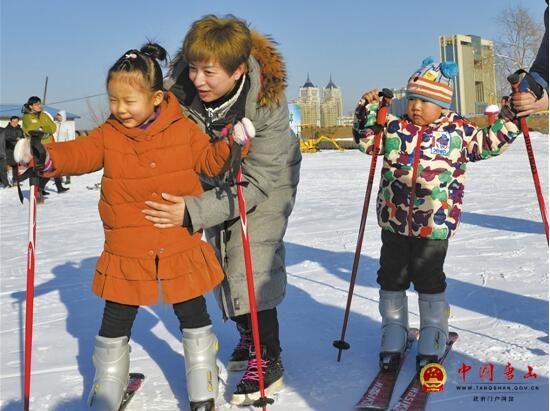 ����ھ�������Ǩ���ƹ��ѩ�˶�